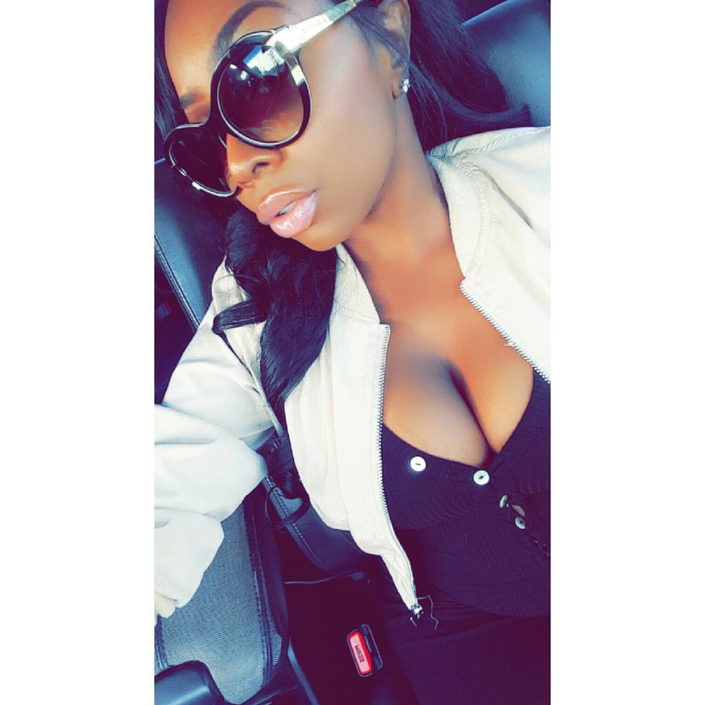 Meet your Posher, Shakira